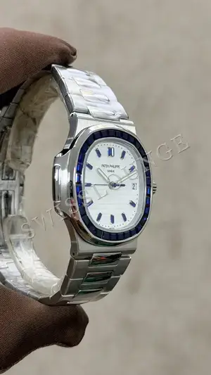 Patek Philippe Nautilus 40 mm "Çelik Jumbo Taşlı Beyaz Kadran" — 5. görsel