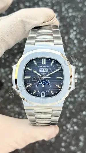 Patek Philippe Nautilus 5711-1A-010 No. 03 — 1. görsel