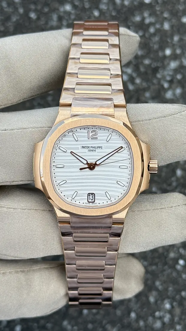 Patek Philippe Nautilus 5711 No. 03