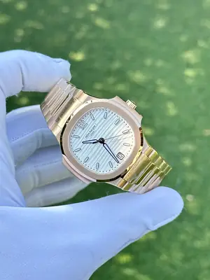 Patek Philippe Nautilus 7118-1A-010 No. 02 — 2. görsel
