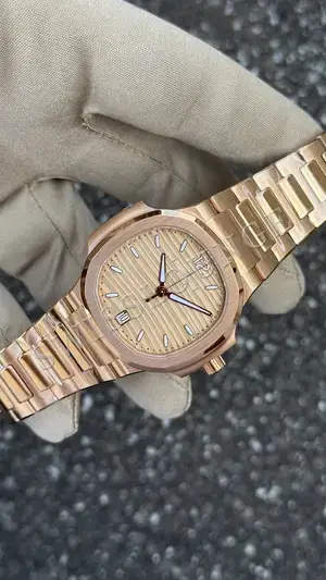 Patek Philippe Nautilus 7118-1R-010, 3. görsel