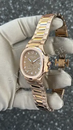 Patek Philippe Nautilus 7118-1R-010, 6. görsel