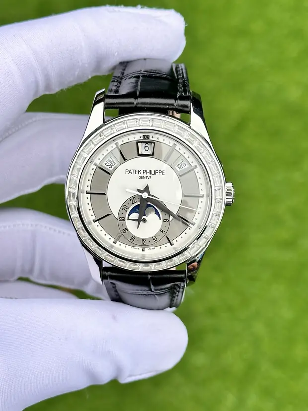 Patek Philippe Nautilus 7118