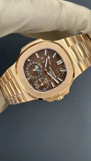 Patek Philippe Nautilus "Altın Kahverengi" — 3. görsel