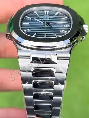 Patek Philippe Nautilus "Çelik Kasa Mavi Kadran" 5711 No. 04 — 5. görsel