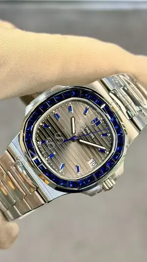 Patek Philippe Nautilus "Çelik Kasa Mavi Kadran" 5712 No. 02 — 3. görsel