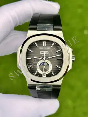 Patek Philippe Nautilus "Chronograph Çelik Kasa Siyah Kadran" 5980 No. 02, 1. görsel