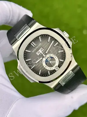 Patek Philippe Nautilus "Chronograph Çelik Kasa Siyah Kadran" 5980 No. 02, 2. görsel