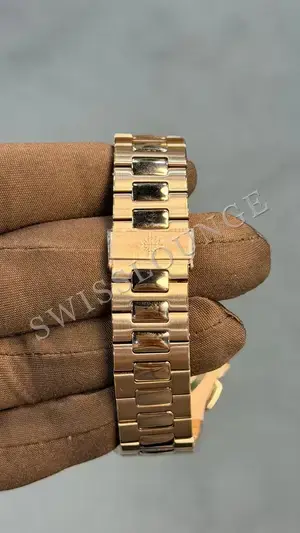 Patek Philippe Nautilus "Chronograph Rose Gold" 5980 — 7. görsel