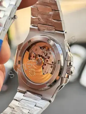 Patek Philippe Nautilus "Full Diamond Custom", 6. görsel