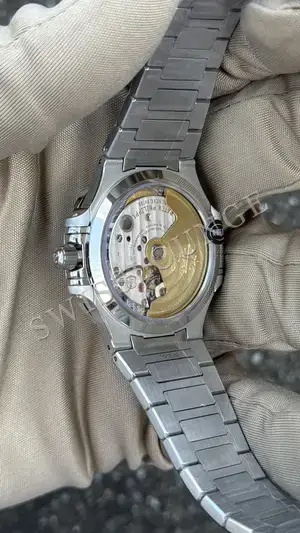 Patek Philippe Nautilus "Ladies Taşlı Çelik Kasa Mavi Kadran" 7018 — 7. görsel