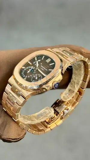 Patek Philippe Nautilus "Openworked Sarı Altın" — 6. görsel