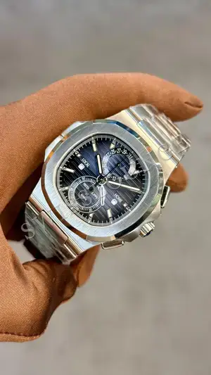 Patek Philippe Nautilus "Travel Time Chronograph Çelik Kasa" 5990 — 3. görsel