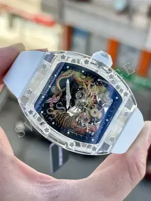 Richard Mille RM 057 "Tourbillon Dragon Jackie Chan Pembe Altın Bezel Siyah Kordon" No. 02 — 2. görsel