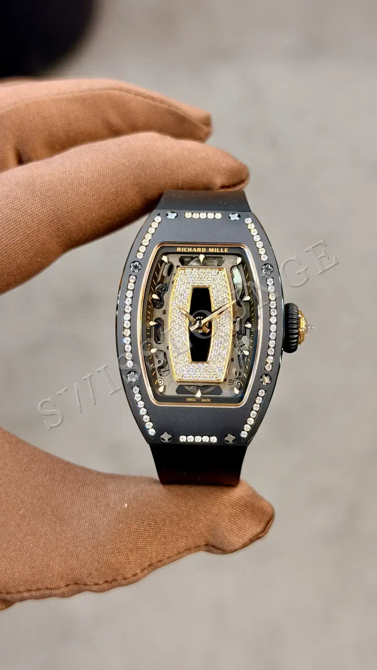 Richard Mille RM 07-01 "Pembe Altın Taşlı Kasa"