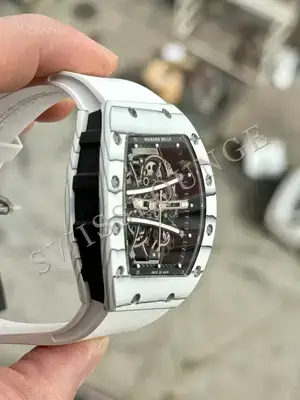 Richard Mille RM 61-01 "White Strap Yohan Blake Limited Edition" — 5. görsel