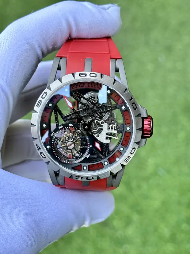 Roger Dubuis Excalibur "Spider Carbon Skeleton"