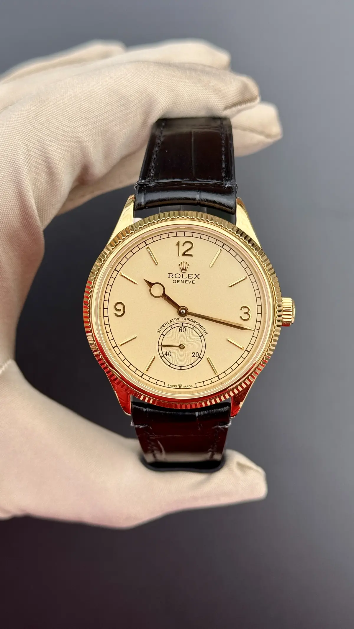 Rolex Cellini "Date Beyaz Kadran" 50515 No. 11