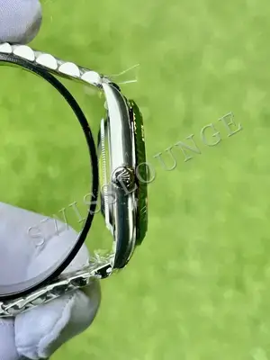 Rolex Datejust 36 mm "Palm Green Fluted Bezel Jubile Kordon" 126234 No. 13 — 6. görsel