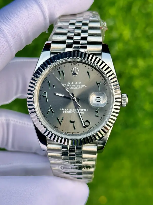 Rolex Datejust 36 mm "Palm Green Fluted Bezel Jubile Kordon" 126234