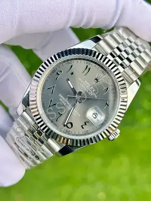 Rolex Datejust 36 mm "Palm Green Fluted Bezel Jubile Kordon" 126234 — 3. görsel