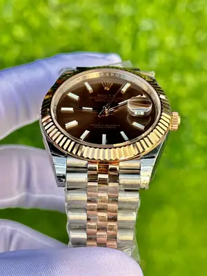Rolex Datejust 41 mm "Motifli Gri Kadran Jubile Kordon" 126331 No. 02 — 2. görsel