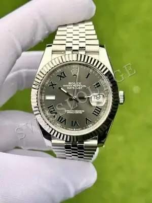 Rolex Datejust 41 mm "Taşlı Siyah Kadran Jubile" 126334 No. 02 — 1. görsel