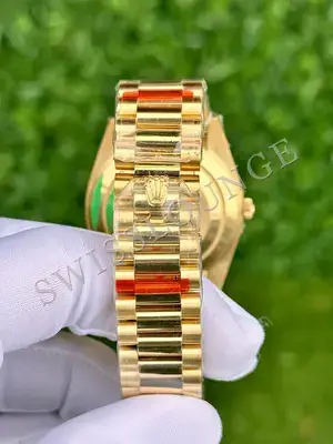 Rolex Day-Date "Altın" 18K — 7. görsel