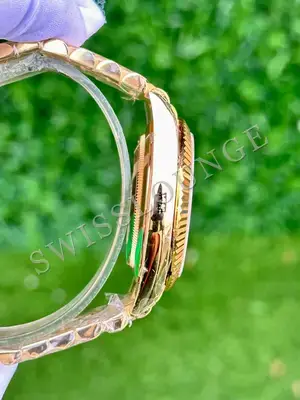 Rolex Day-Date "Cubuklu Altın Kadran" 228238 — 5. görsel