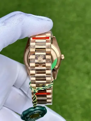 Rolex Day-Date "Kahverengi Kadran" 228235 — 7. görsel