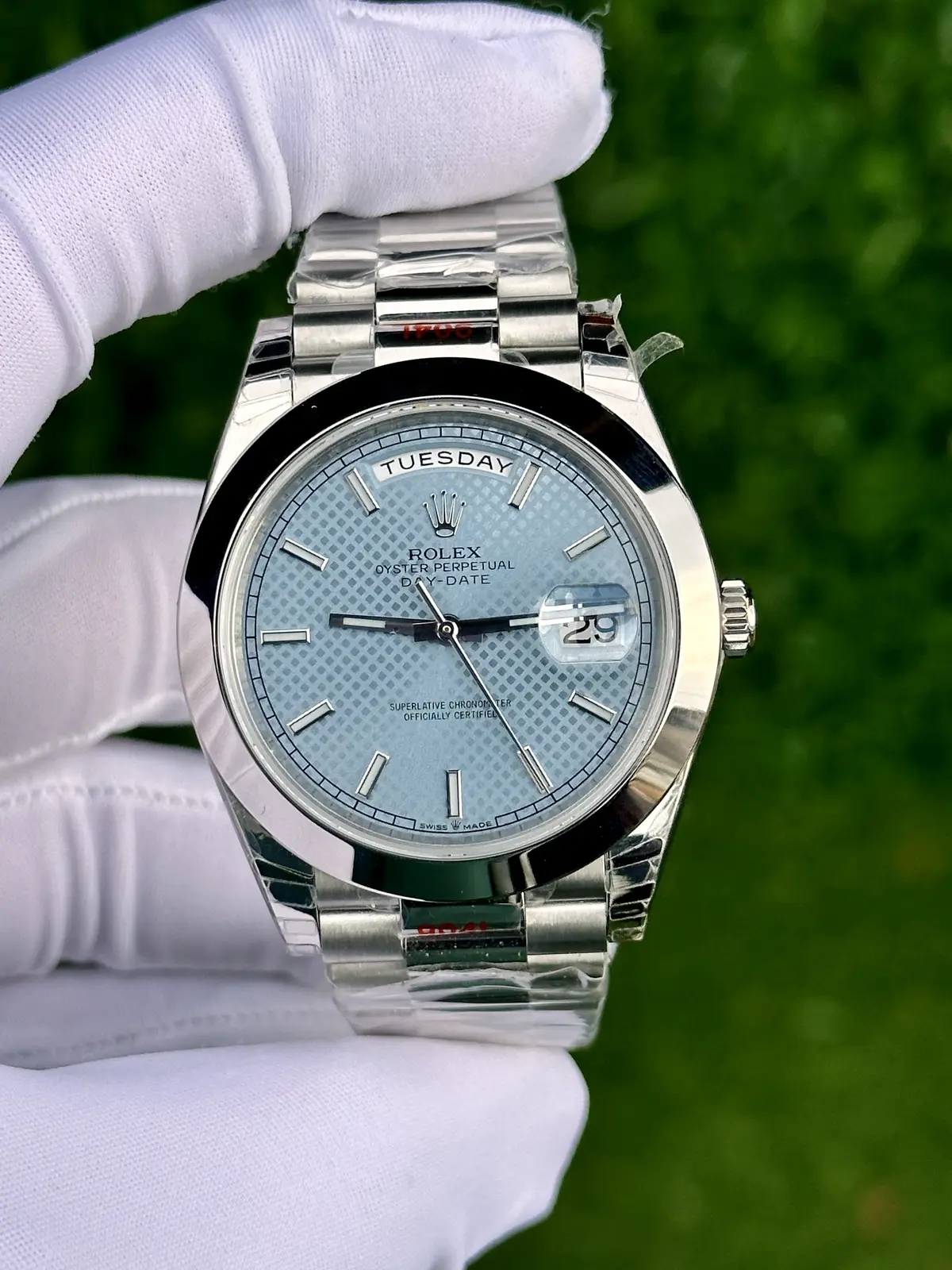 Rolex Day-Date "Platinum Ice Blue Motif"