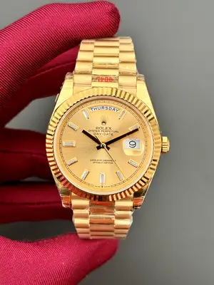 Rolex Day-Date "Taşlı Gold Kadran" — 1. görsel