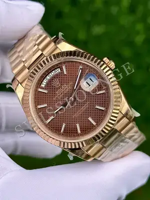 Rolex Day-Date "Yeşil Kadran" 228235, 2. görsel