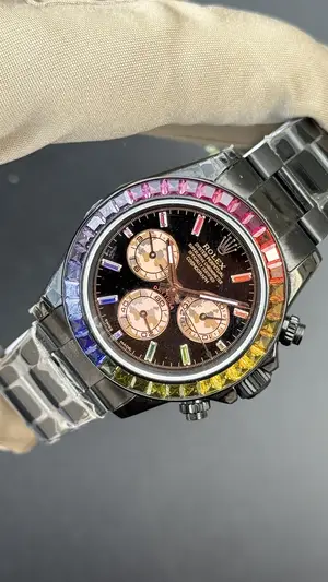 Rolex Daytona "Cosmograph Diw Rainbow Brown Carbon" — 3. görsel