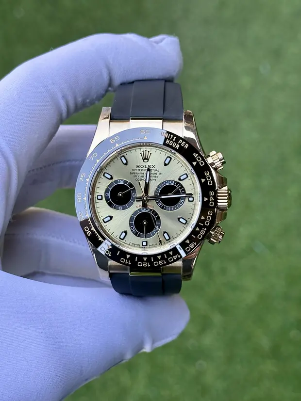 Rolex Daytona "Tiffany Blue Oysterflex" 126518LN No. 02