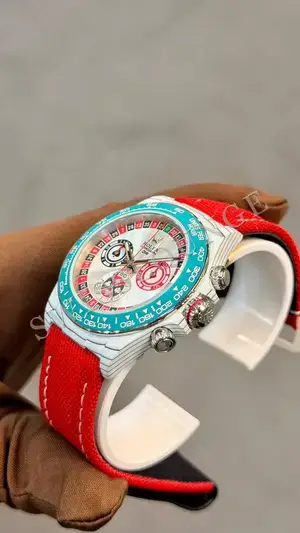 Rolex Daytona "Turkuaz Baget Bezel Kırmızı Kordon" — 2. görsel