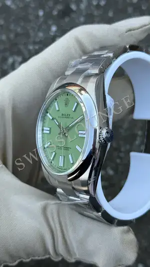 Rolex Oyster Perpetual 41 mm "Yeni Yeşil Jubile" — 6. görsel