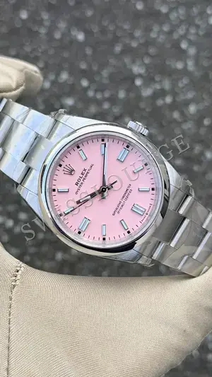 Rolex Oyster Perpetual "Candy Pink" — 2. görsel