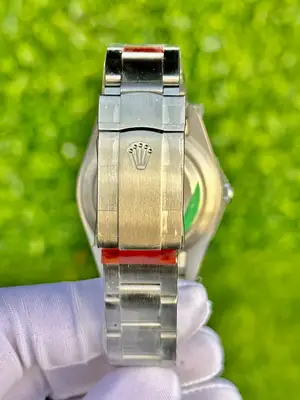 Rolex Oyster Perpetual "Gri" 114300 — 7. görsel