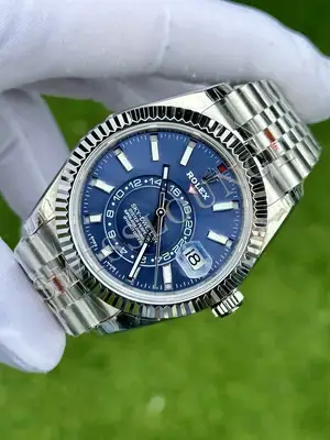 Rolex Sky-Dweller 42 mm "Mavi Kadran Çelik Jubile" — 3. görsel