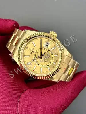 Rolex Sky-Dweller "Sarı Altın" — 2. görsel