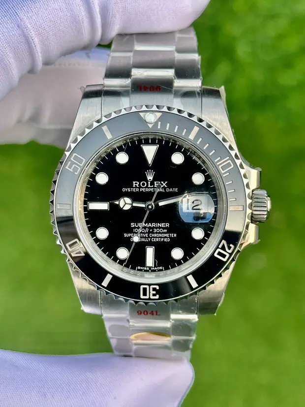 Rolex Submariner 41 mm "Starbucks" 126610LV No. 04