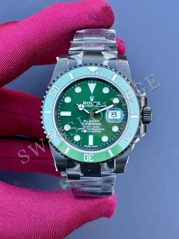 Rolex Submariner 41 mm "Starbucks" 126610LV No. 20