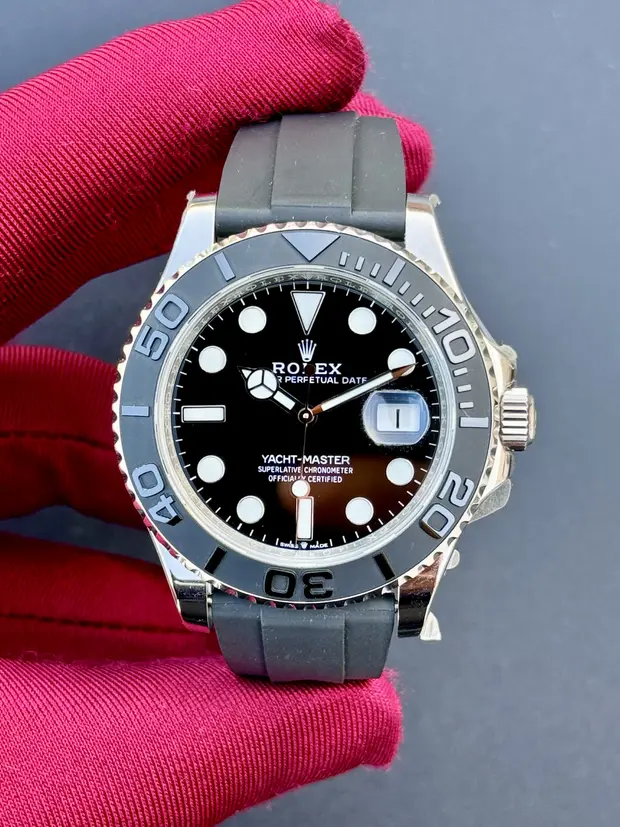 Rolex Yacht-Master 42 mm "Kauçuk Kordon" 226659