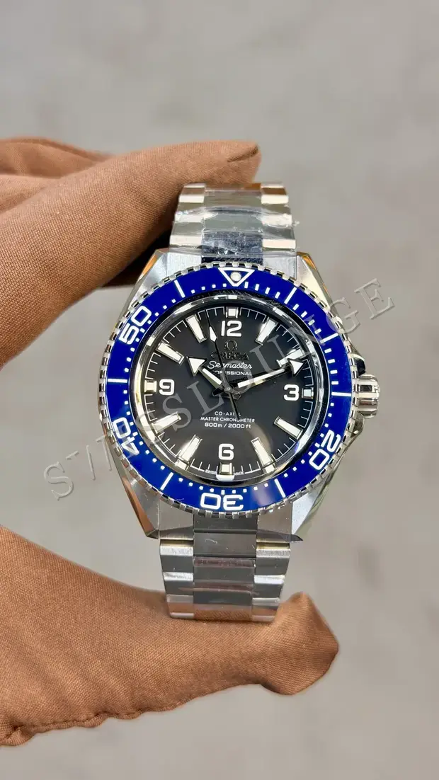 Ulysse Nardin Diver "Mavi Bezel Çelik Kordon"