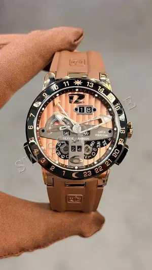Ulysse Nardin El Toro "GMT Perpetual Pembe Altın Kasa", 1. görsel
