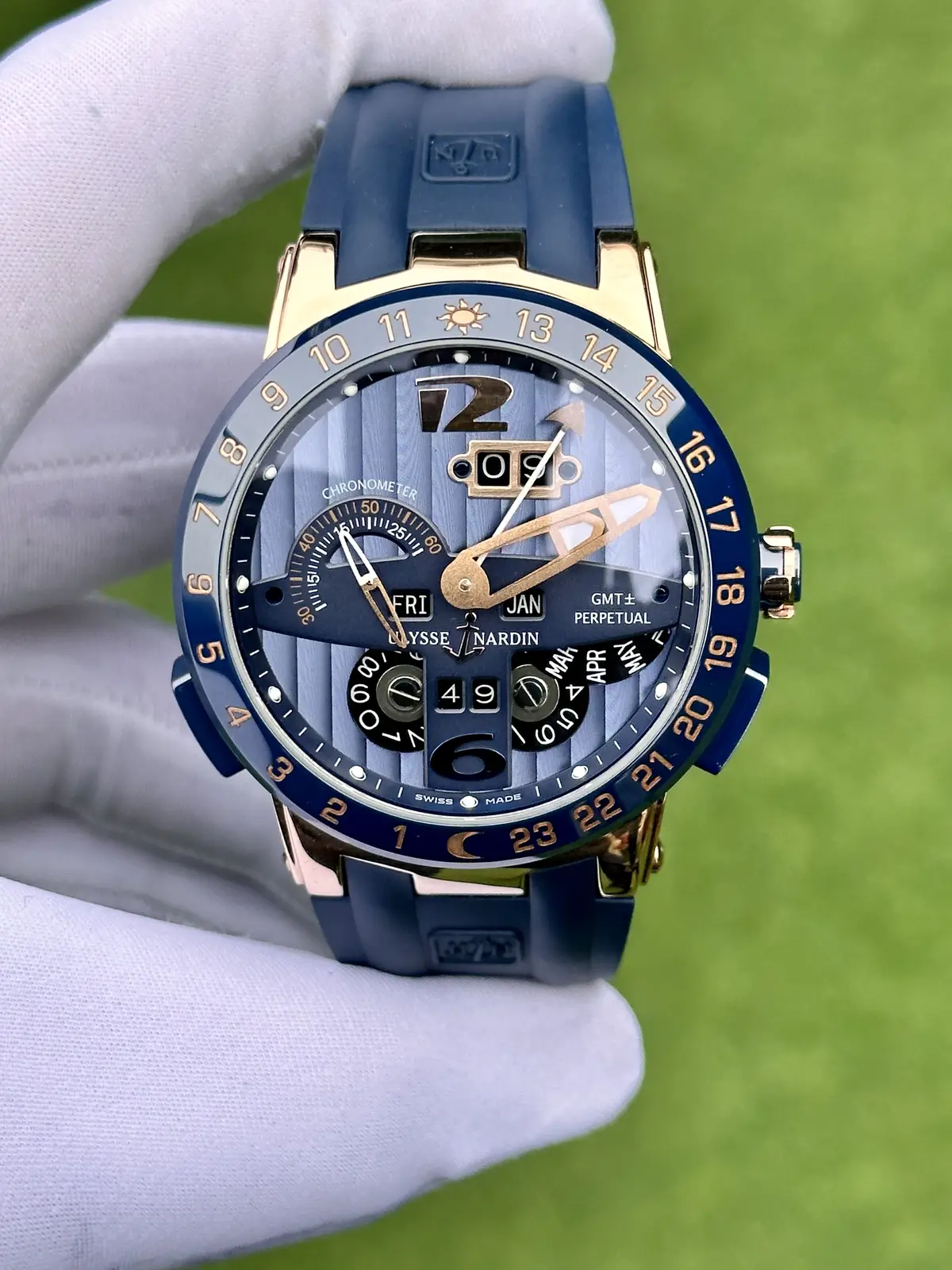 Ulysse Nardin Executive "Toro GMT"