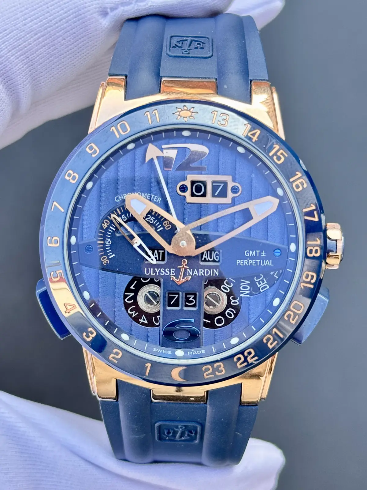Ulysse Nardin Executive "Toro Pembe Altın Kasa Mavi" 326 No. 01
