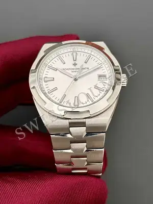 Vacheron Constantin Overseas 4500V, 4. görsel