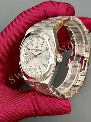 Vacheron Constantin Overseas 4500V, 6. görsel